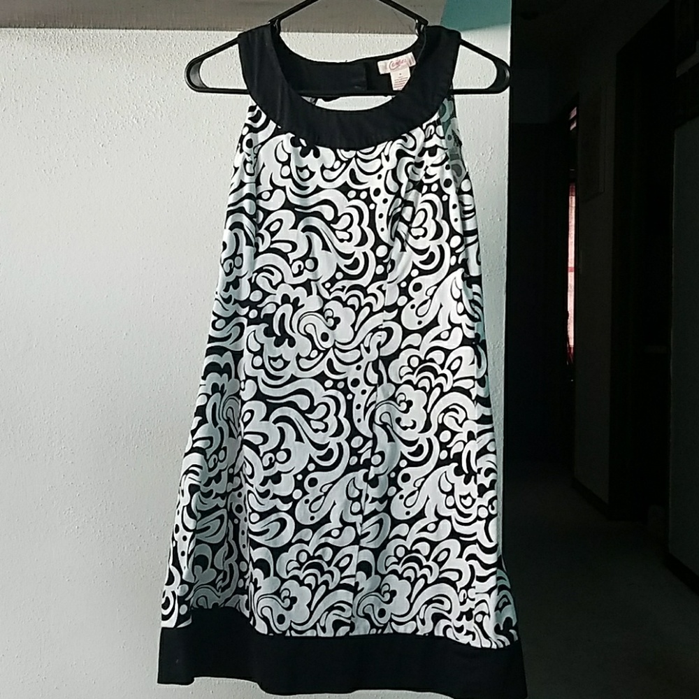 Black and white dress